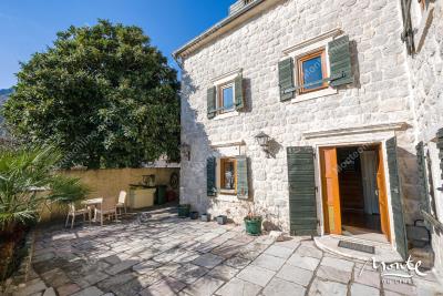 old-house_orahovac-01