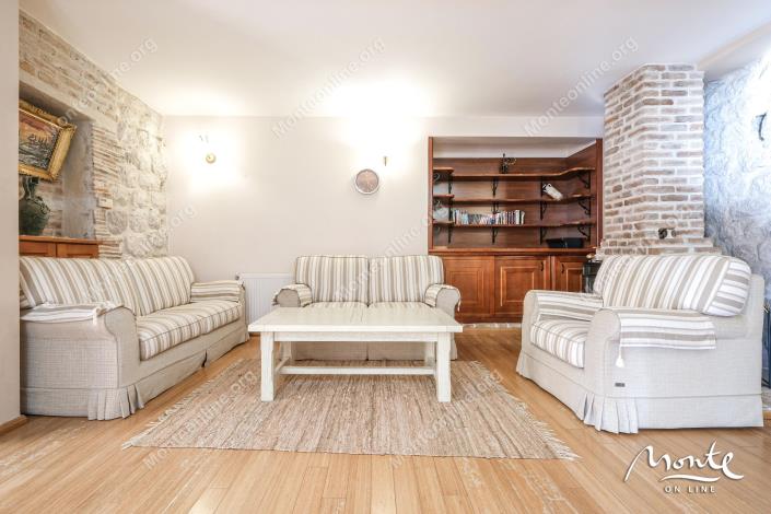 Image No.20-6 Bed Villa for sale