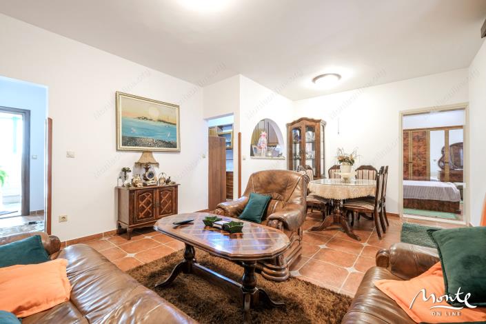 Image No.8-1 Bed Flat for sale