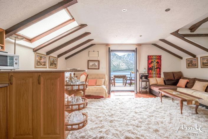 Image No.14-4 Bed Cottage for sale