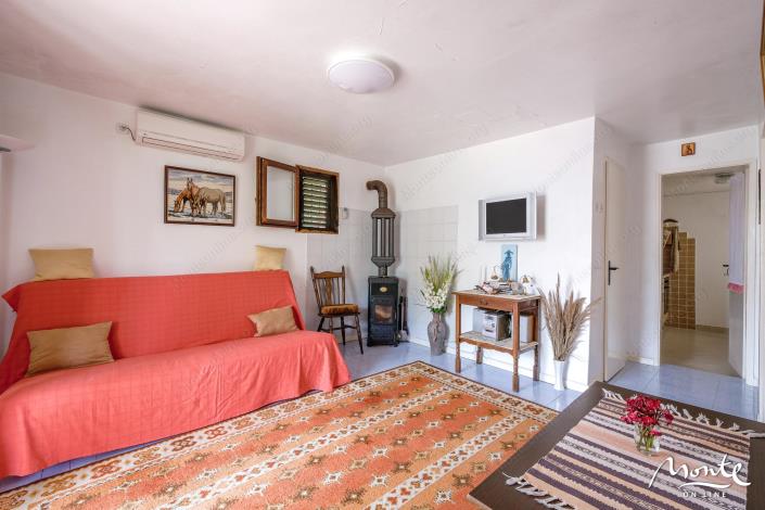 Image No.30-4 Bed Cottage for sale