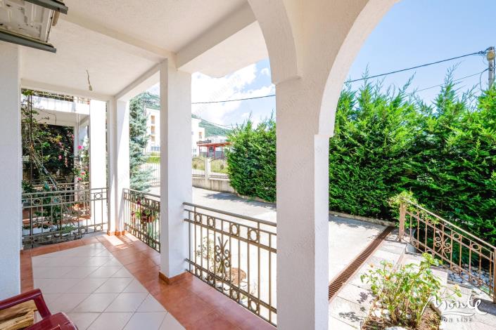 Image No.12-Maison de 6 chambres à vendre à Bar