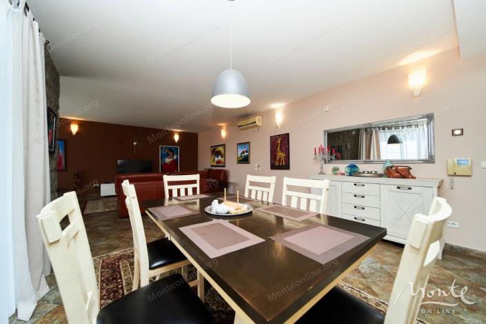 Image No.9-Villa de 4 chambres à vendre à Becici