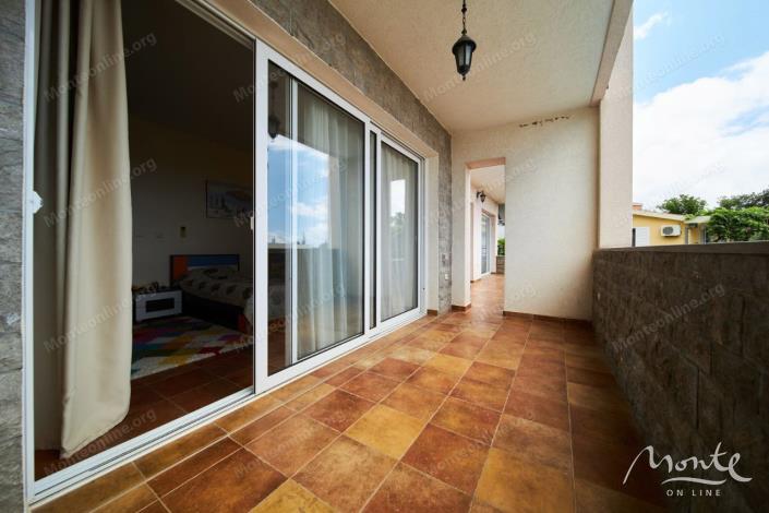 Image No.24-Villa de 4 chambres à vendre à Becici