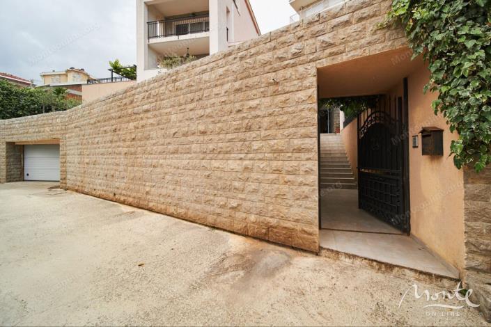 Image No.32-Villa de 4 chambres à vendre à Becici