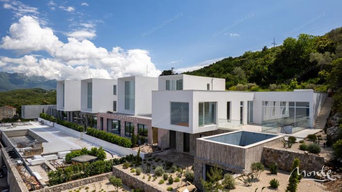 Image No.5-Villa de 5 chambres à vendre à Tivat