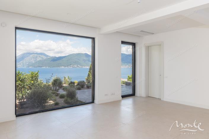 Image No.15-Villa de 5 chambres à vendre à Tivat