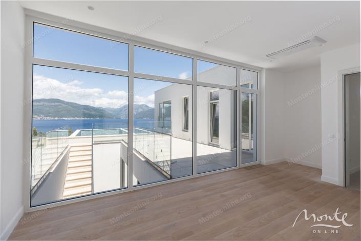 Image No.23-Villa de 5 chambres à vendre à Tivat