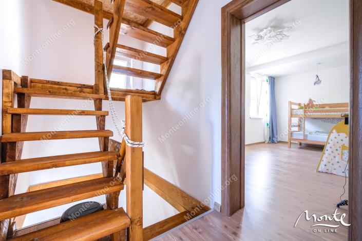 Image No.18-Maison de 3 chambres à vendre à Ðenovici