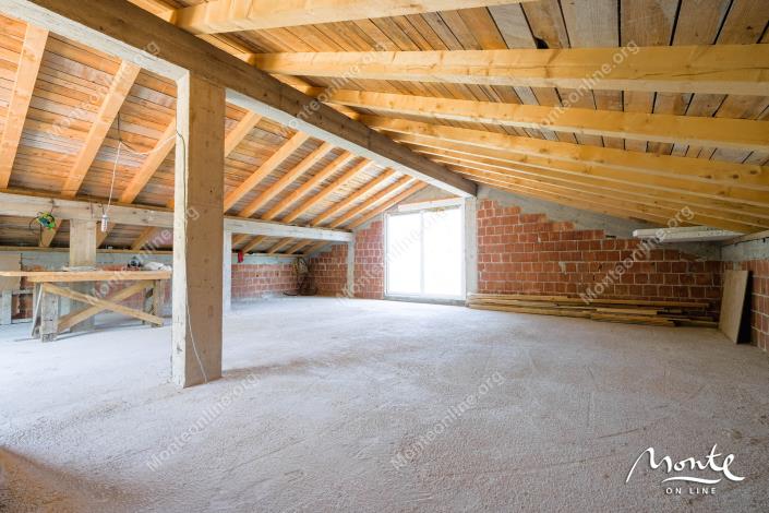 Image No.28-Maison de 3 chambres à vendre à Ðenovici