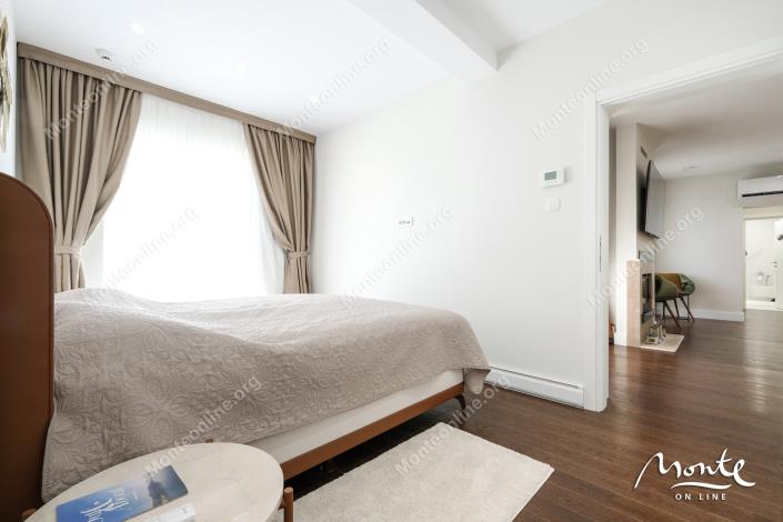 Image No.18-3 Bed Flat for sale