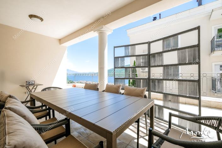 Image No.23-3 Bed Flat for sale