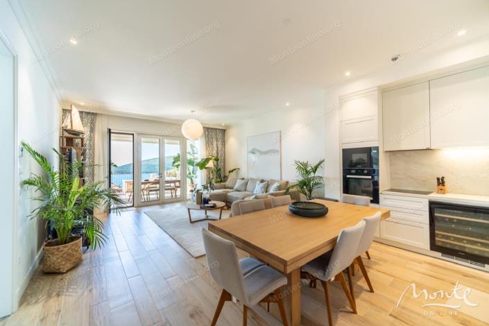 Image No.2-Appartement de 2 chambres à vendre à Tivat