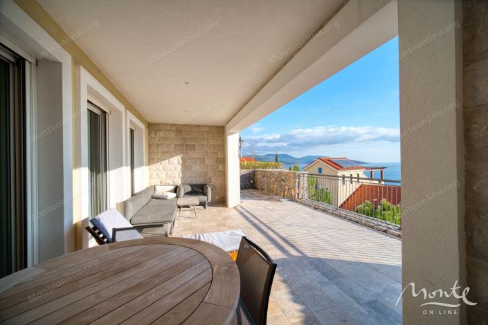 Image No.3-Appartement de 2 chambres à vendre à Tivat