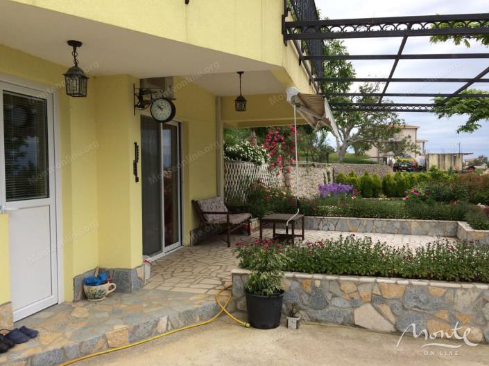 Image No.8-Maison de 5 chambres à vendre à Dobre Vode