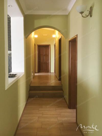 Image No.25-Maison de 5 chambres à vendre à Dobre Vode