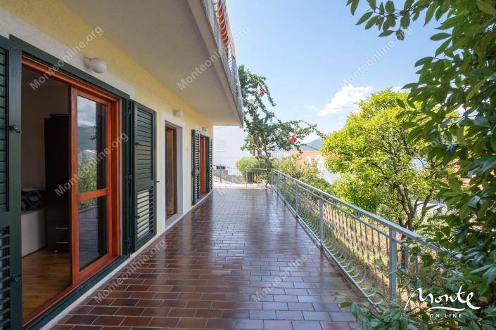 Image No.6-Maison de 3 chambres à vendre à Tivat