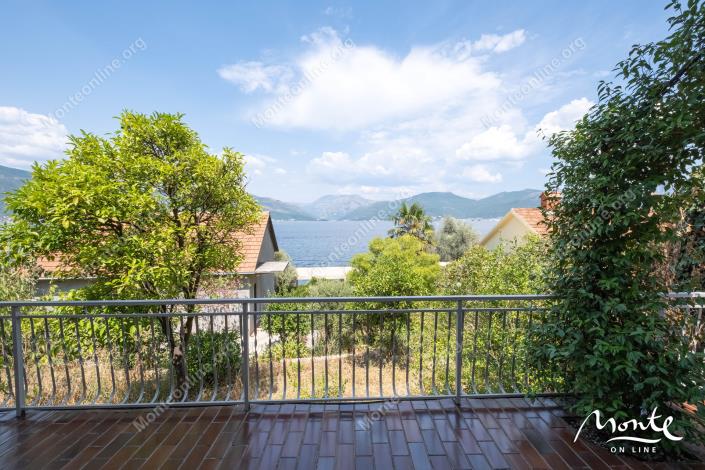 Image No.5-Maison de 3 chambres à vendre à Tivat