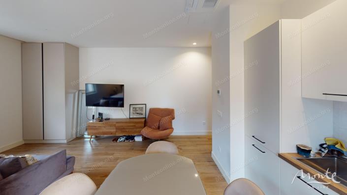 Image No.5-Studio for sale