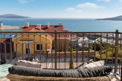 1 - Tivat, Maison de ville