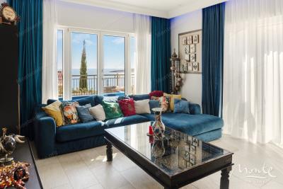 roskoshnyj-taunhaus-s-2-spalnyami-i-vidom-na-more-v-marina-village-lustica-bay_04