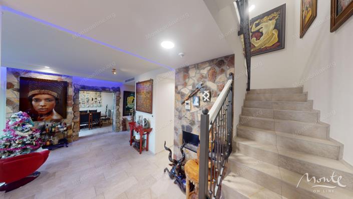 Image No.11-2 Bed Townhouse for sale