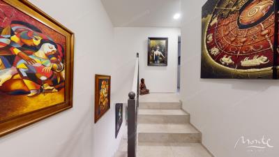 roskoshnyj-taunhaus-s-2-spalnyami-i-vidom-na-more-v-marina-village-lustica-bay_19