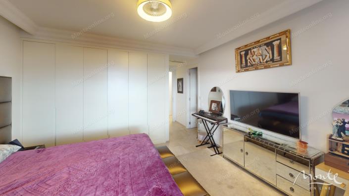 Image No.14-2 Bed Townhouse for sale