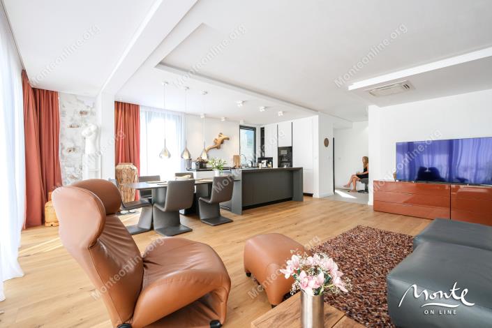 Image No.6-3 Bed Townhouse for sale