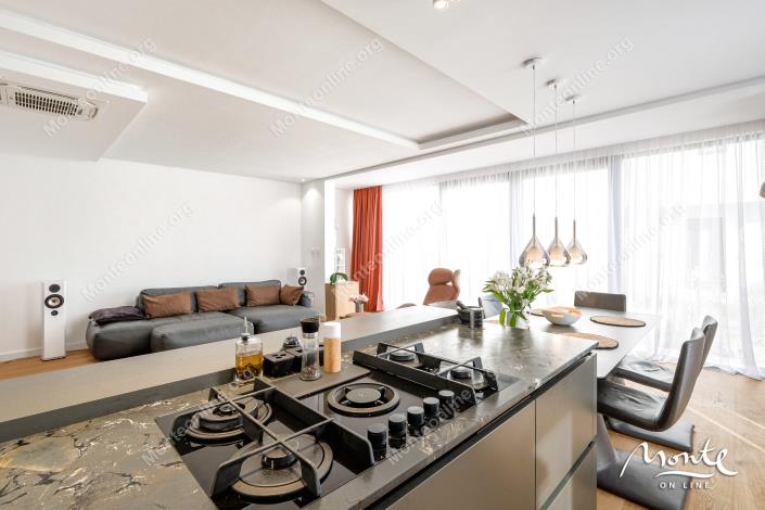 Image No.21-3 Bed Townhouse for sale