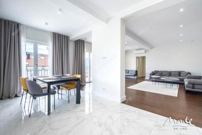 prostornye-apartamenty-s-3-spalnyami-v-komplekse-s-bassejnom-dzhenovichi_15