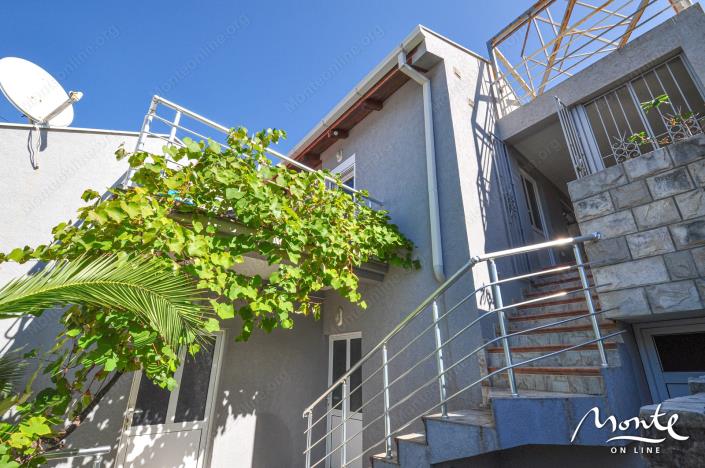 Image No.6-Maison de 3 chambres à vendre à Tivat