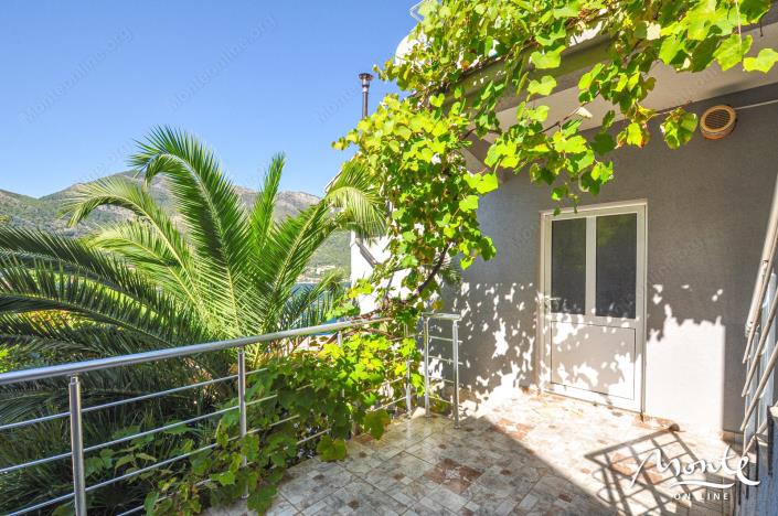 Image No.7-Maison de 3 chambres à vendre à Tivat