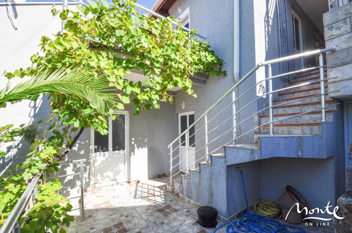 Image No.8-Maison de 3 chambres à vendre à Tivat