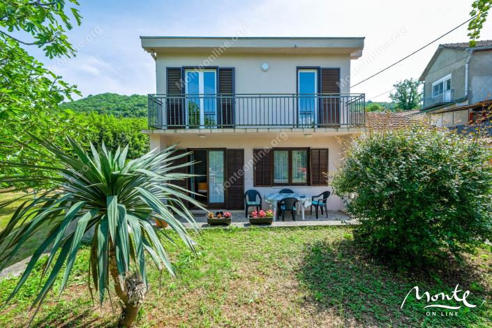 Image No.5-Maison de 2 chambres à vendre à Tivat