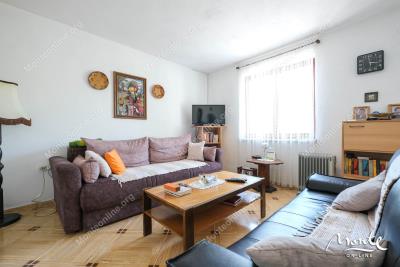 uhozhennyj-dom-s-sadom-i-garazhom-v-250-m-ot-morya-na-lushticze_15