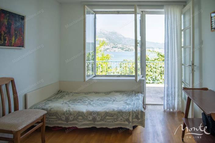 Image No.4-Maison de 4 chambres à vendre à Herceg Novi