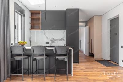 sovremennaya-kvartira-s-1-spalnej-v-dome-s-bassejnom-lastva-grbalska_07