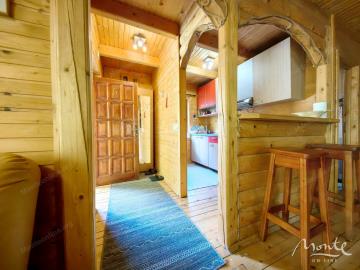 unikalnyj-kompleks-iz-dvuh-domov-s-garazhom-i-zonoj-otdyha-u-reki-kolashin_11