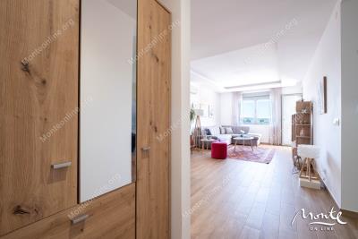 uyutnaya-kvartira-s-1-spalnej-v-czentre-tivata_13