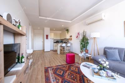 uyutnaya-kvartira-s-1-spalnej-v-czentre-tivata_14