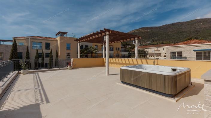 Image No.2-Villa de 3 chambres à vendre à Kumbor