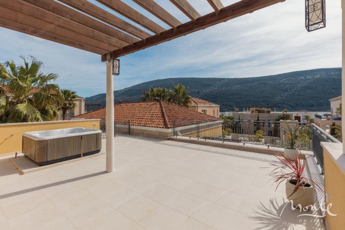 Image No.4-Villa de 3 chambres à vendre à Kumbor