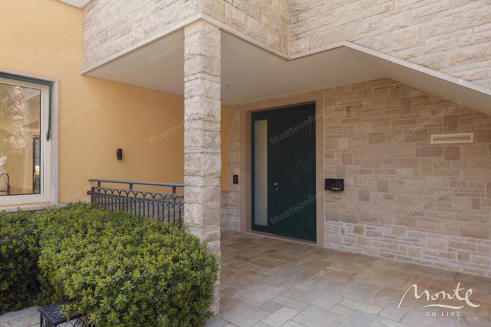 Image No.16-Villa de 3 chambres à vendre à Kumbor