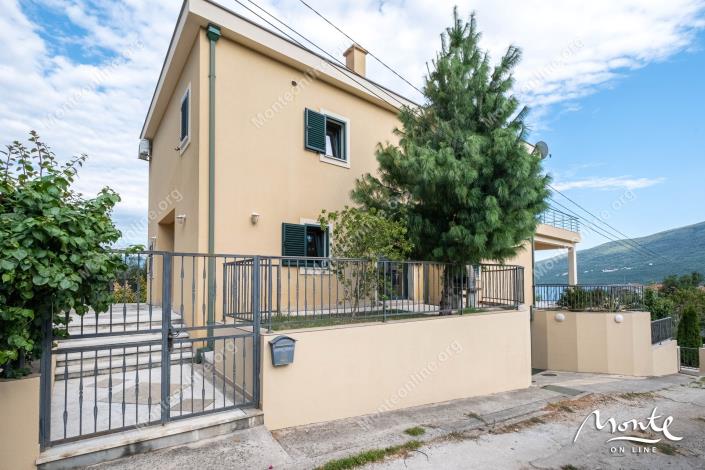 Image No.6-Maison de 3 chambres à vendre à Ðenovici