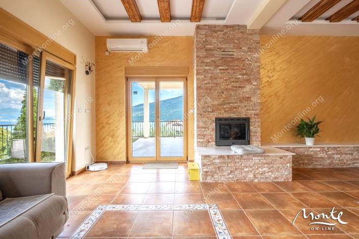 Image No.8-Maison de 3 chambres à vendre à Ðenovici