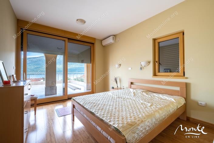 Image No.17-Maison de 3 chambres à vendre à Ðenovici