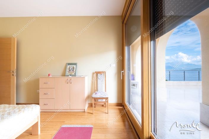 Image No.25-Maison de 3 chambres à vendre à Ðenovici