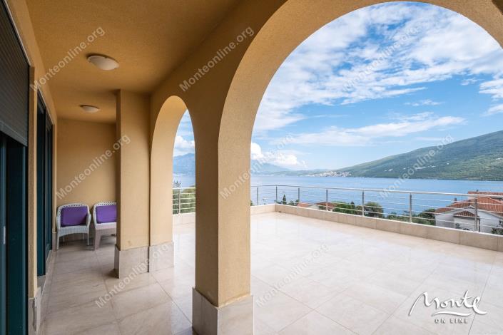 Image No.30-Maison de 3 chambres à vendre à Ðenovici