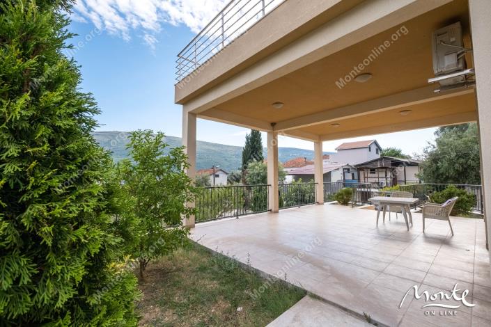 Image No.38-Maison de 3 chambres à vendre à Ðenovici